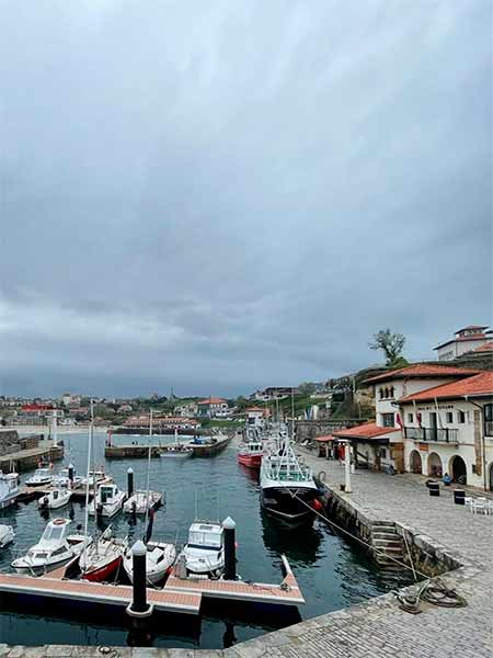  Restauración de la lonja de pesca del puerto de Comillas Cantabria